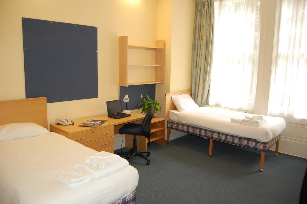 Evelyn Gardens Hostel Londra Cameră foto